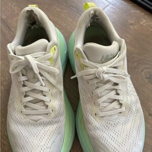 Hoka one one women’s running shoes BONDI 8